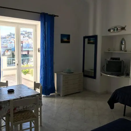 Homes - Giancos Apartament Ponza